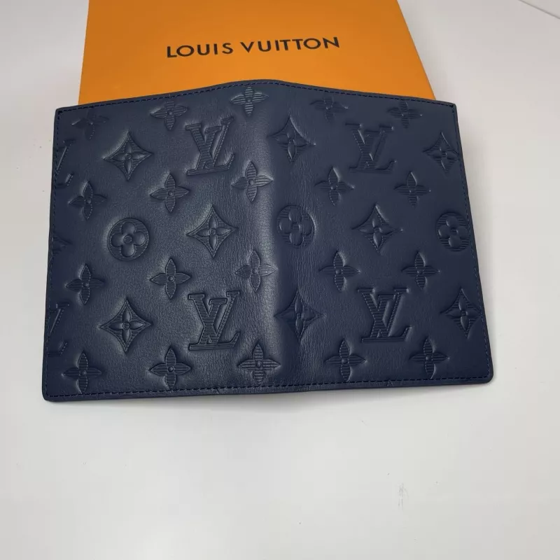 Resilient 4517 Louis Vuitton AAA Quality Card Case - Image 7
