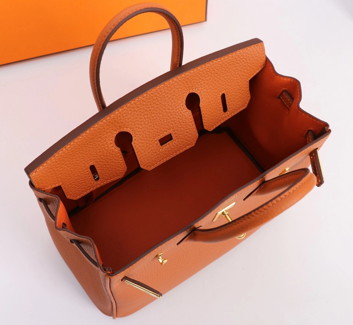 Resilient 4663 Hermes AAA Quality Handbags For Women - Image 8