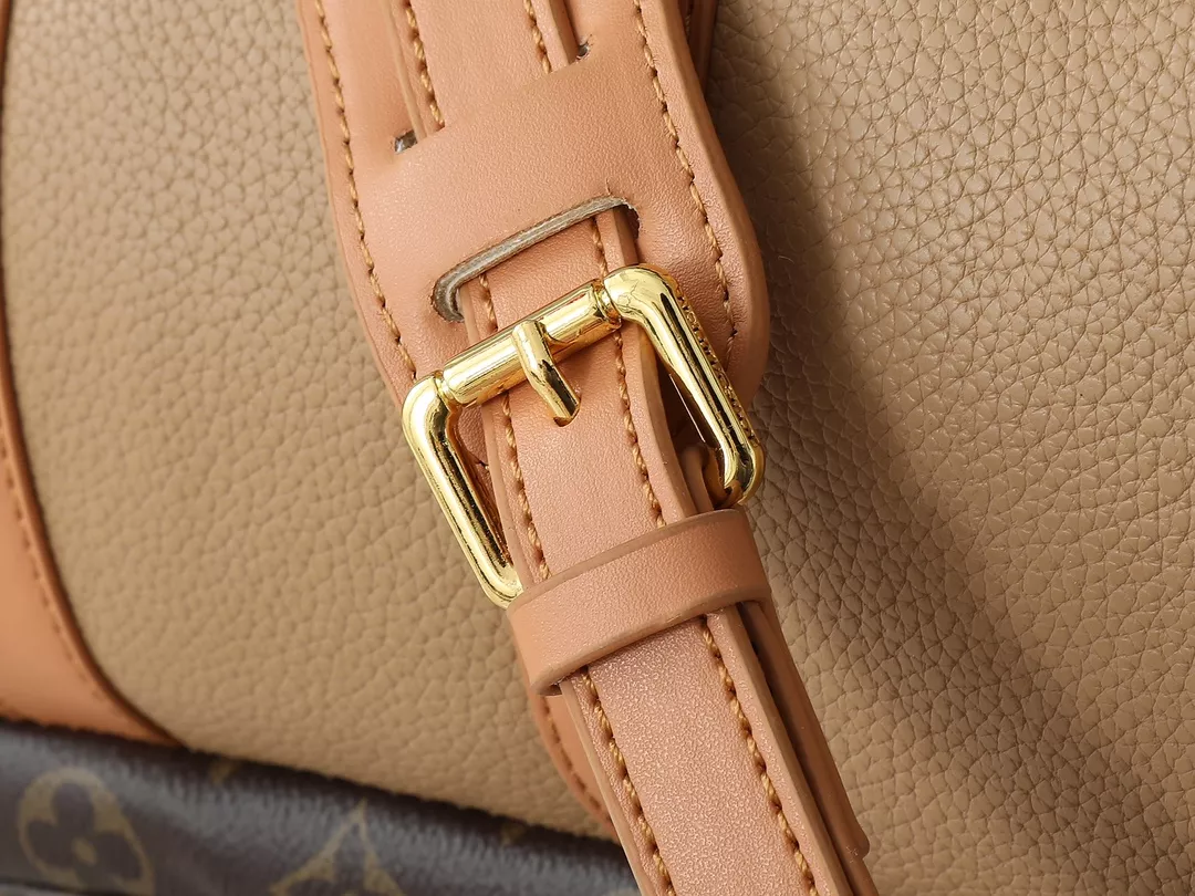 Resilient 5017 Louis Vuitton AAA Quality Handbags For Women - Image 5