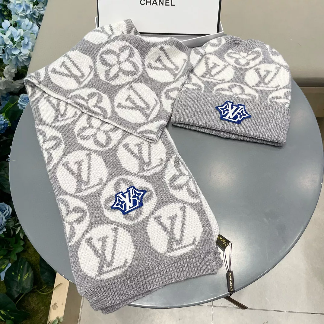 Sleek 5356 Louis Vuitton LV Hat and Scarf Set