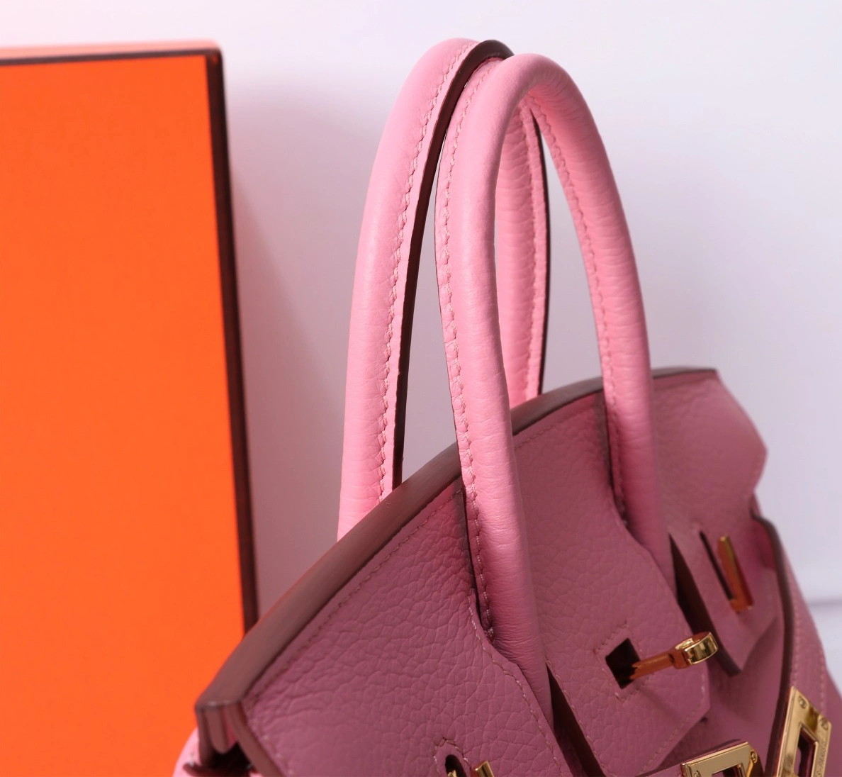 Sleek 7857 Hermes AAA Quality Handbags For Women - Image 4