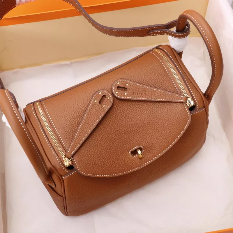 Sleek 9492 Hermes AAA Quality Handbags In Gold For Women - Image 5