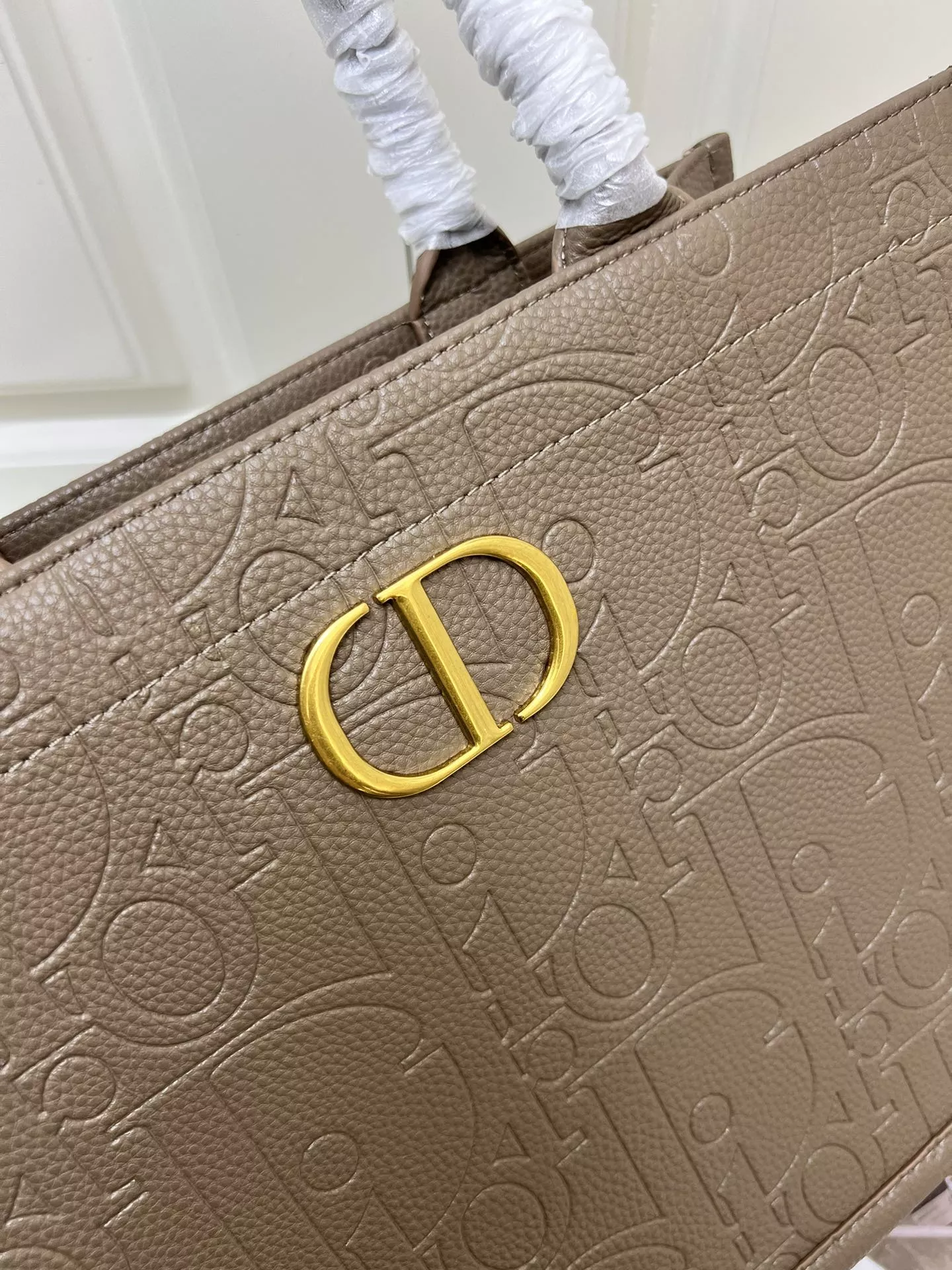 SmartChoice 976 Christian Dior AAA Quality Tote-Handbags For Women - Image 3