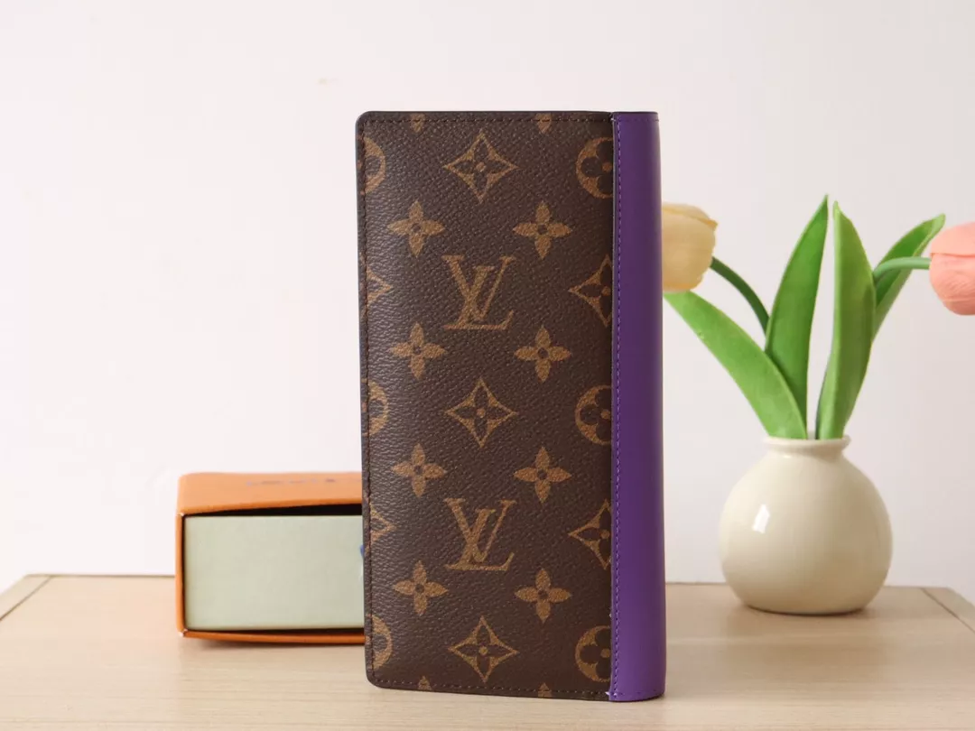 Soft 8302 Louis Vuitton AAA Quality Card Case