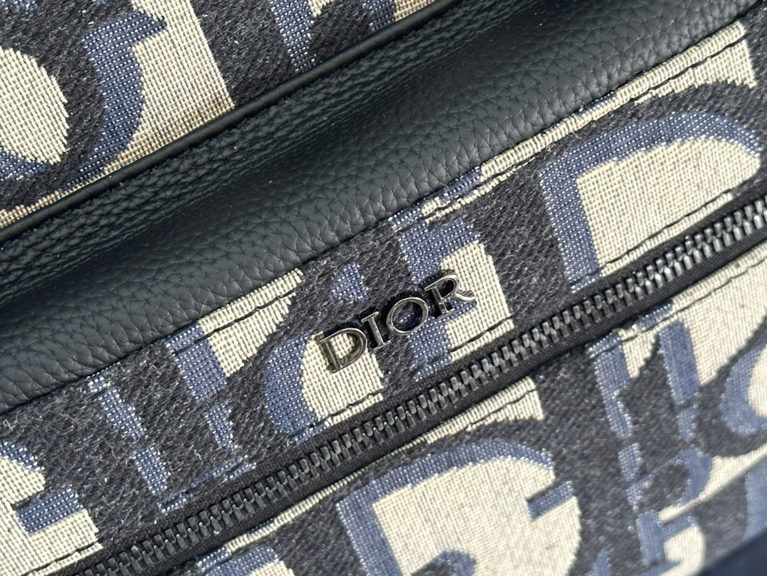 Sophisticated 5255 Christian Dior AAA Man Backpacks - Image 4