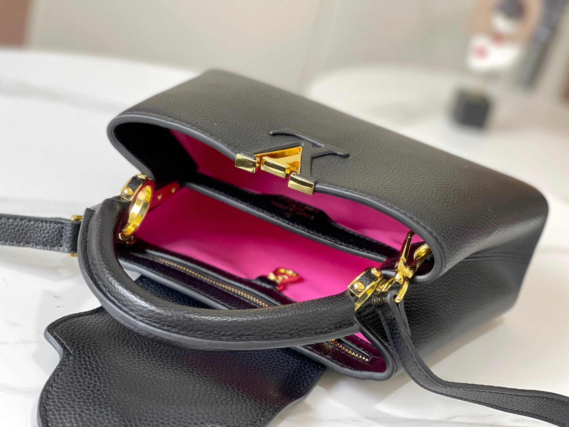 SportInspired 3436 Louis Vuitton AAA Quality Messenger Bags For Women - Image 8