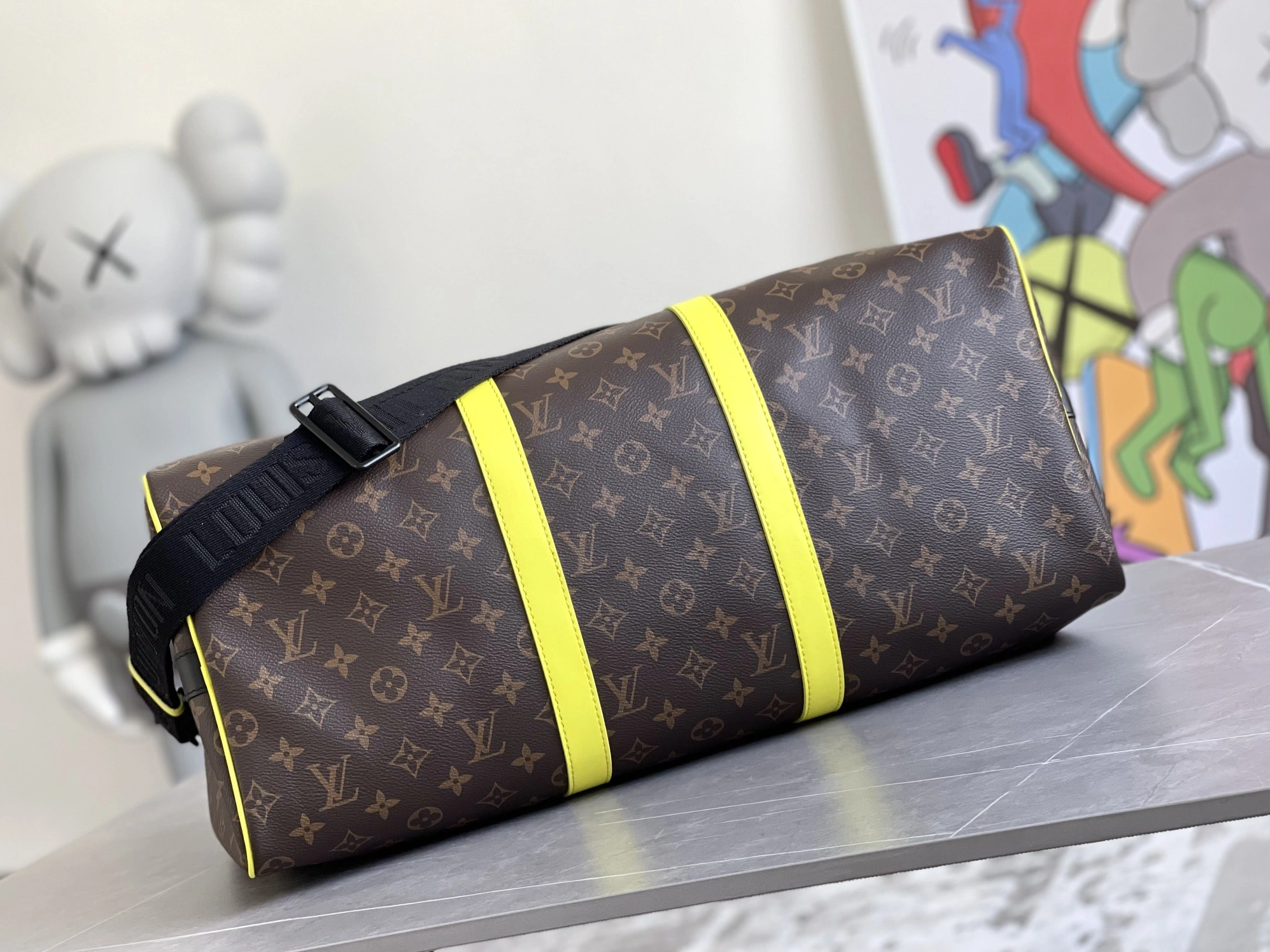 SportInspired 6639 Louis Vuitton Travel Bags - Image 3