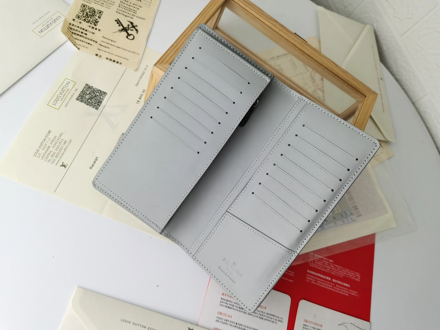 SportInspired 9445 Louis Vuitton LV Card Case For Unisex - Image 6