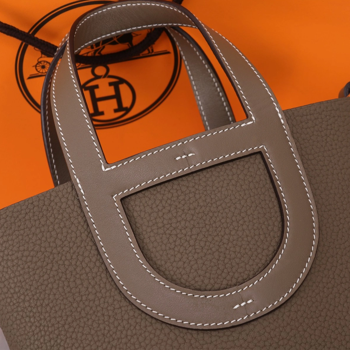 SportInspired 9791 Hermes AAA Quality Handbags In Silver For Women - Image 6