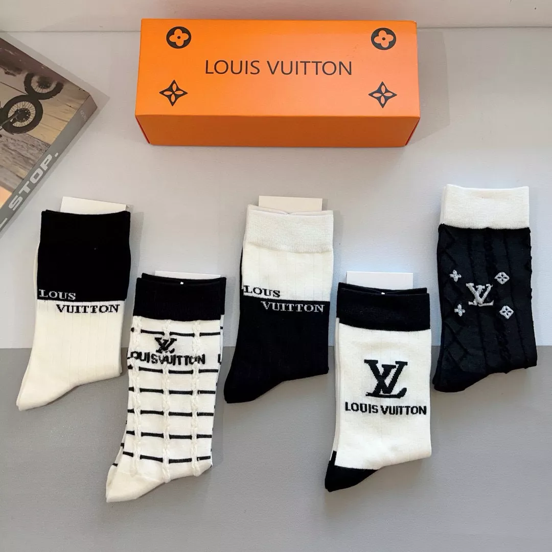 StreetReady 9725 Louis Vuitton LV Socks - Image 6