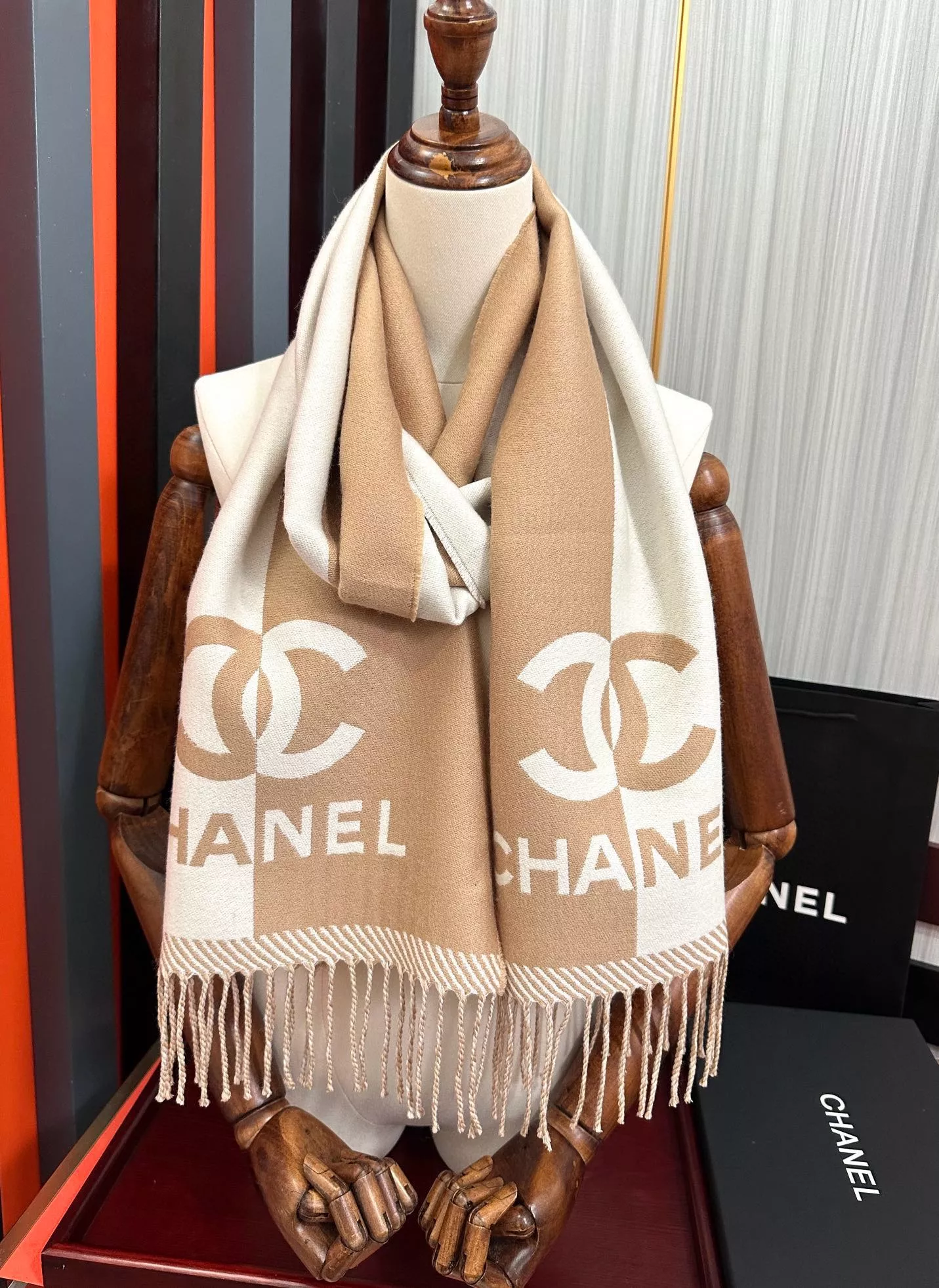 Stylish 1589 Chanel Scarves For Women - Image 6