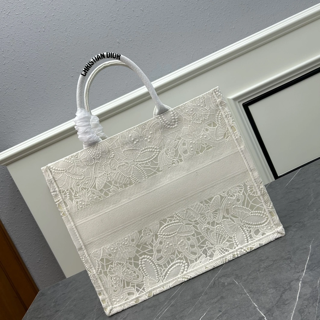 Stylish 6596 Christian Dior AAA Quality Tote-Handbags For Women - Image 3