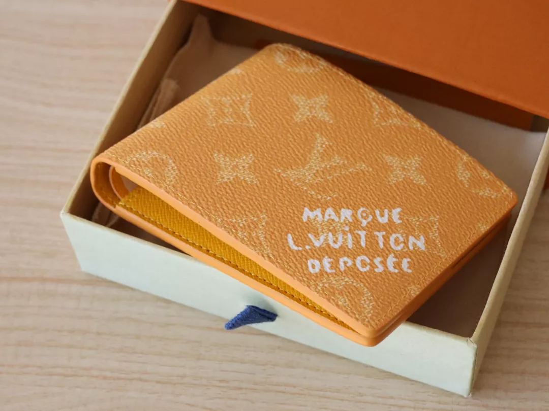 Stylish 7567 Louis Vuitton LV Wallets - Image 3