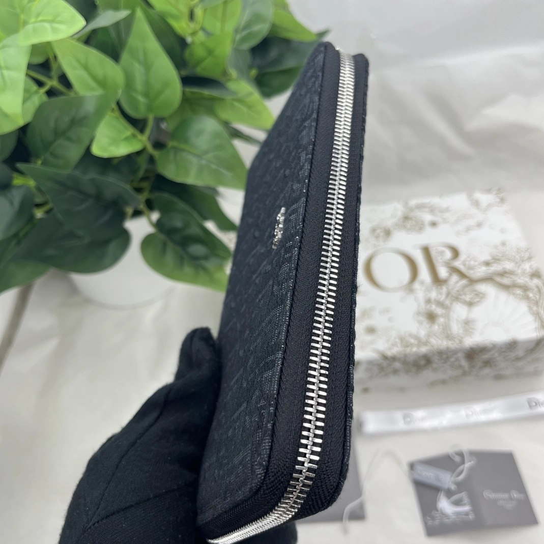 Timeless 7139 Christian Dior AAA Quality Wallets For Unisex - Image 4