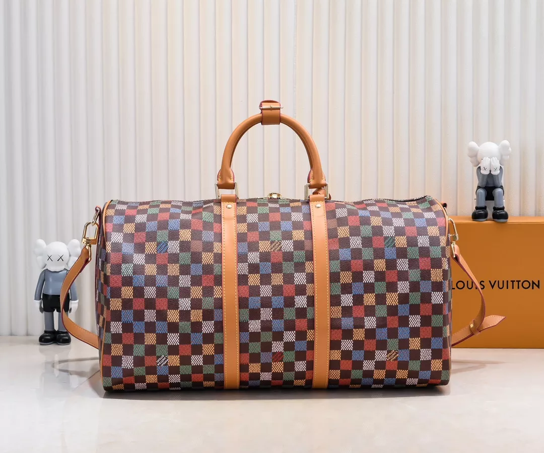 Timeless 883 Louis Vuitton Travel Bags