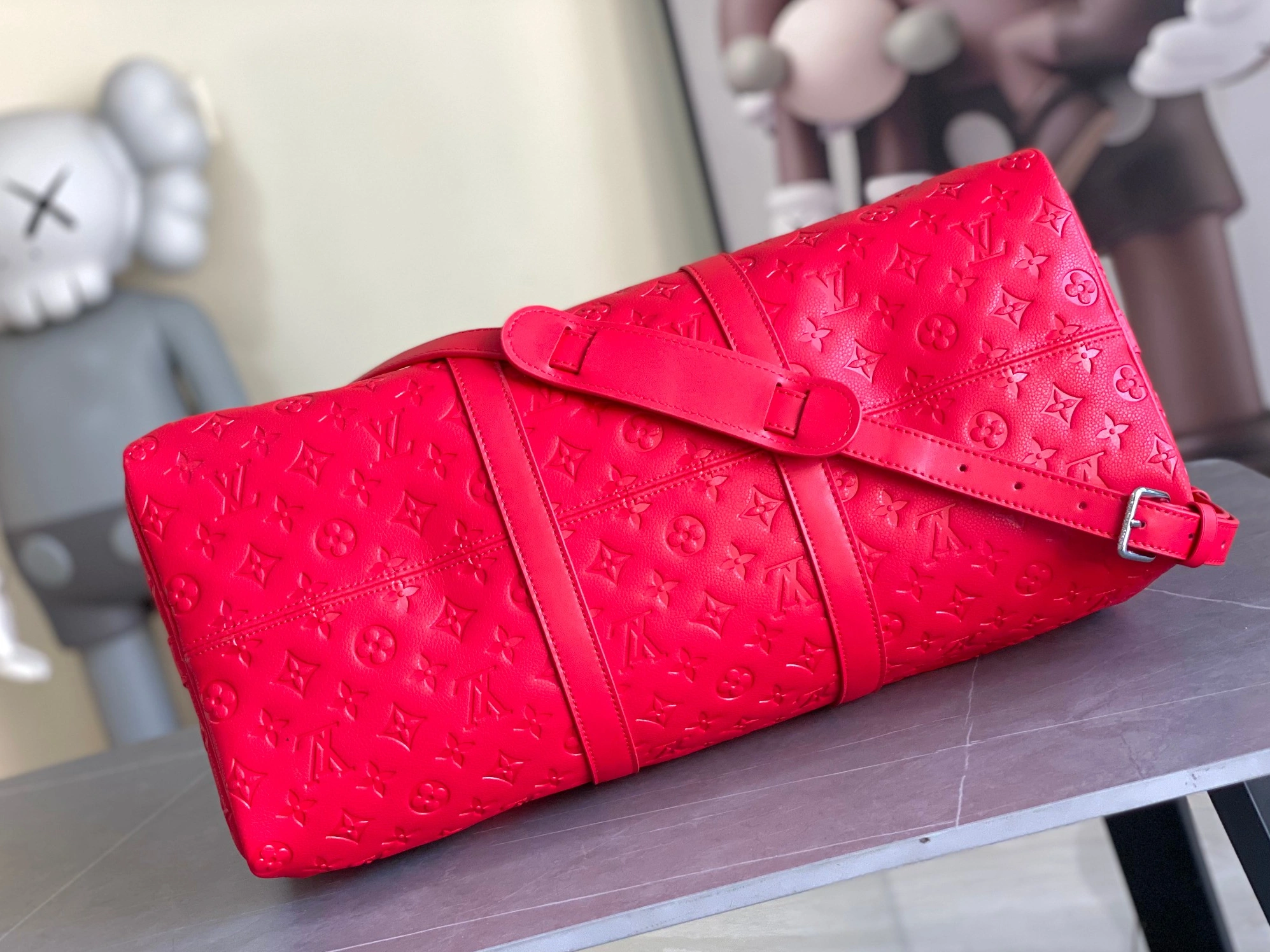 Trendsetting 3010 Louis Vuitton Travel Bags - Image 4