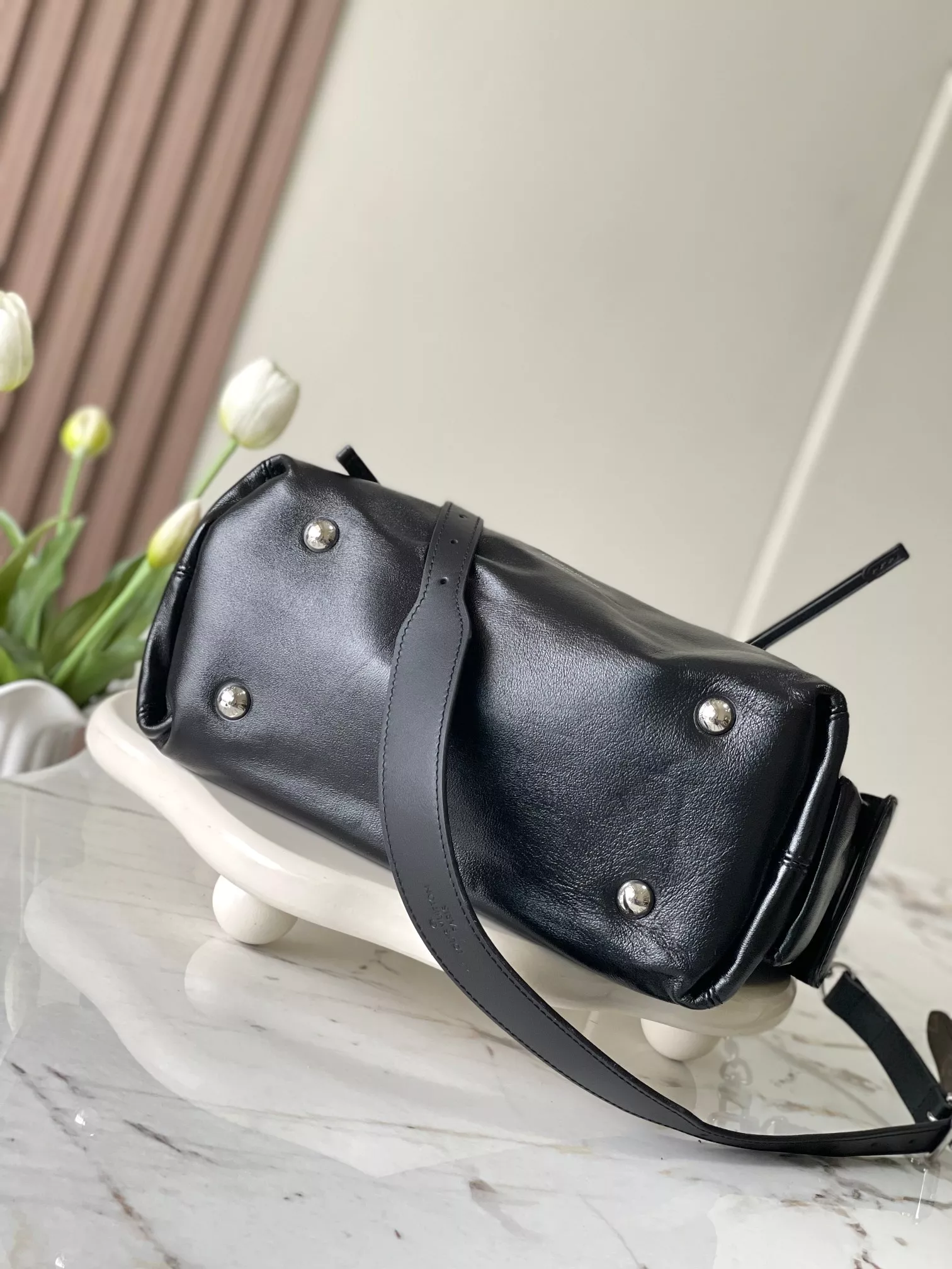 Trendsetting 3240 Louis Vuitton AAA Quality Messenger Bags For Women - Image 4