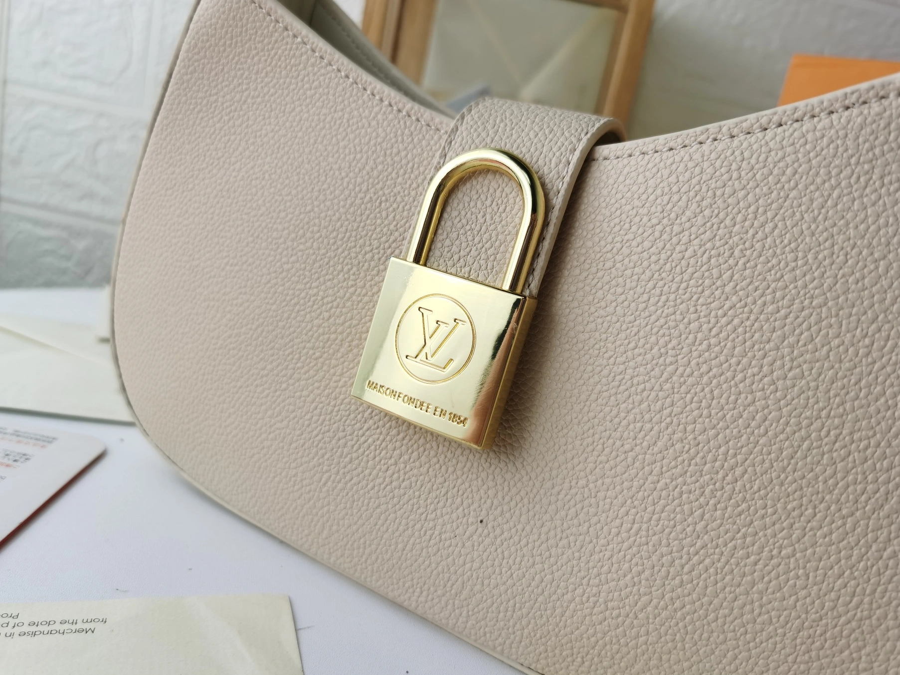 Trendsetting 5184 Louis Vuitton AAA Quality Shoulder Bags For Women - Image 3