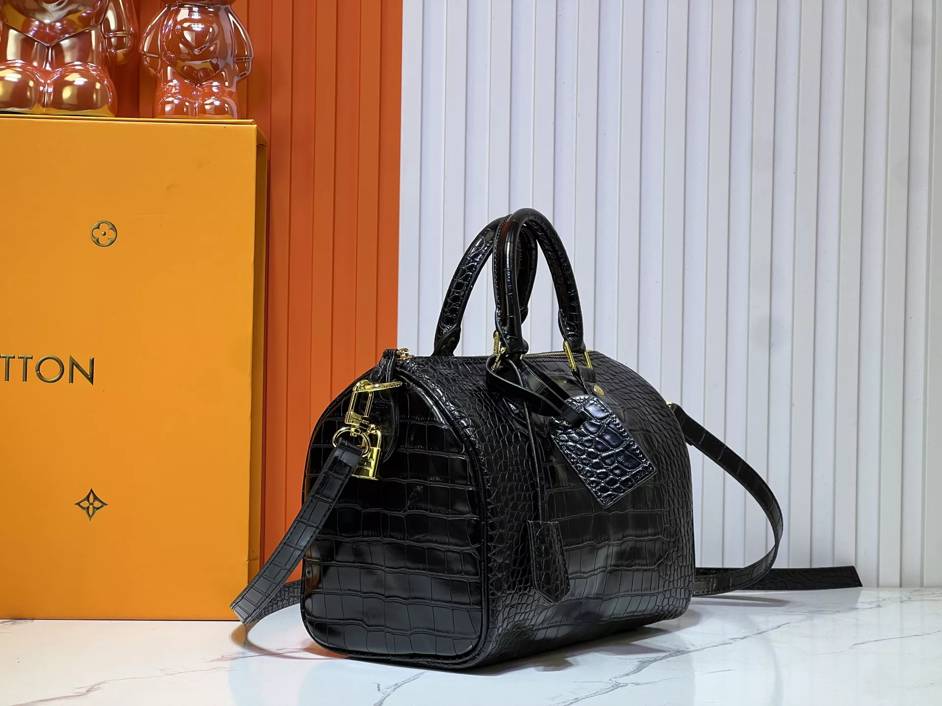 Trendsetting 5367 Louis Vuitton AAA Quality Handbags For Women