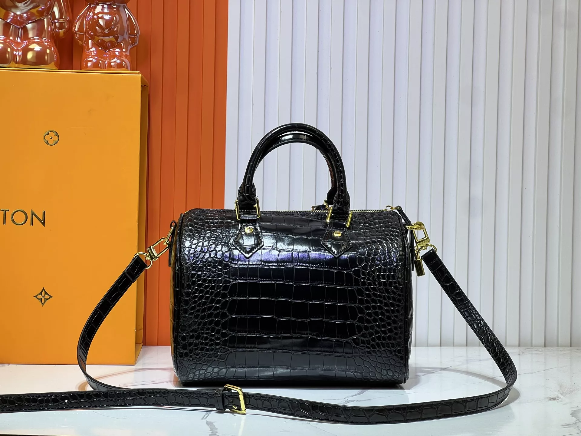 Trendsetting 5367 Louis Vuitton AAA Quality Handbags For Women - Image 5