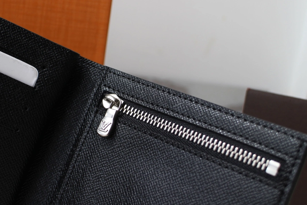 Trendsetting 5780 Louis Vuitton AAA Quality Wallets - Image 5
