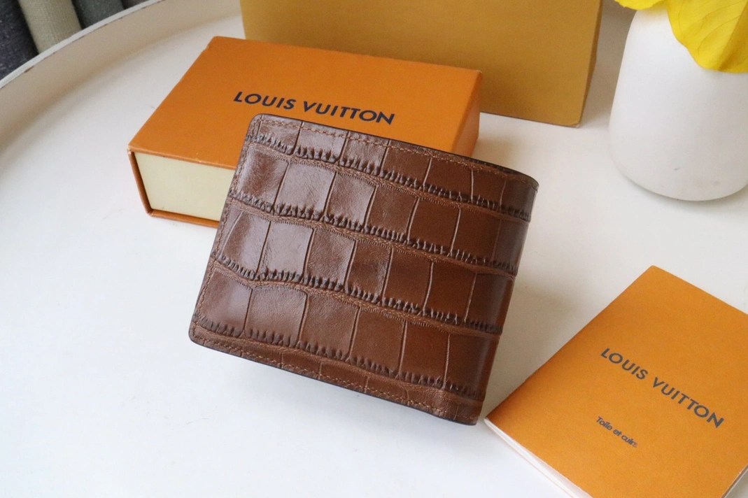 Trendsetting 635 Louis Vuitton AAA Quality Wallets