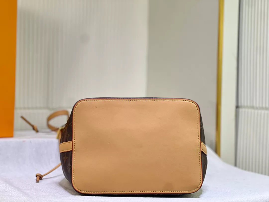 Trendsetting 7580 Louis Vuitton AAA Quality Messenger Bags For Women - Image 5