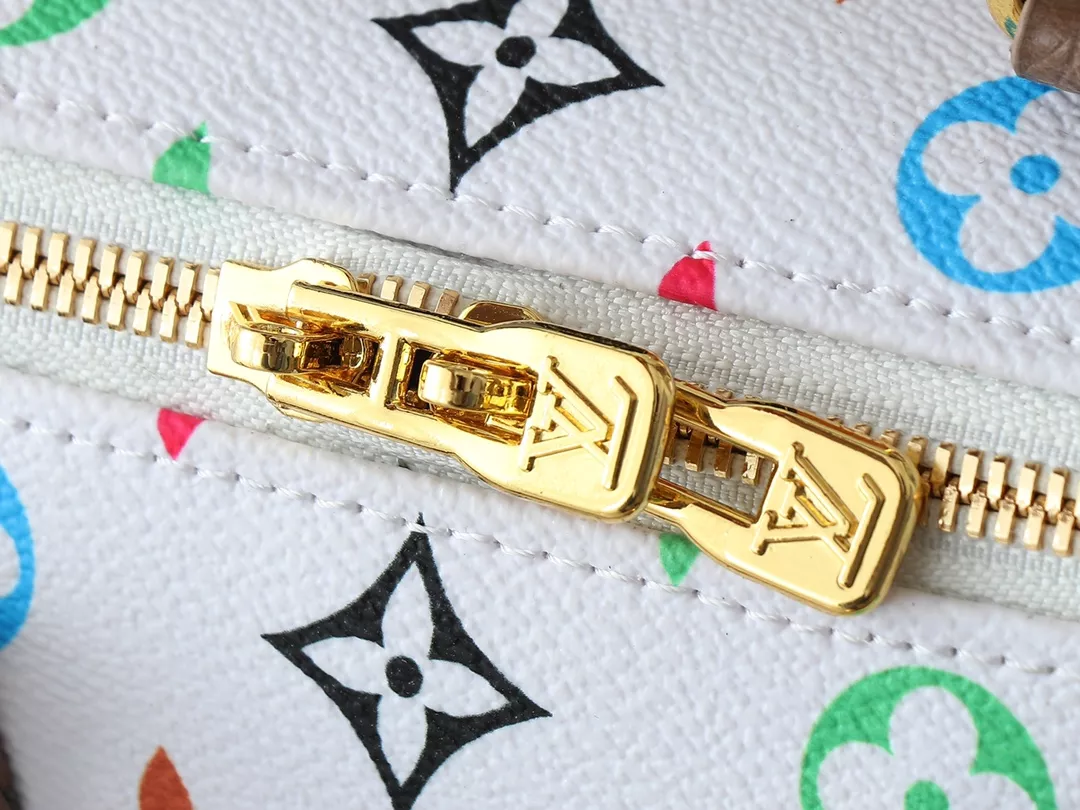 Trendsetting 9223 Louis Vuitton AAA Quality Messenger Bags For Women - Image 5