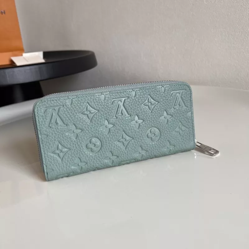 Trendy 2092 Louis Vuitton AAA Quality Card Case - Image 3