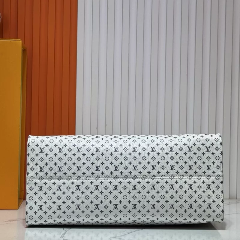 Trendy 8387 Louis Vuitton AAA Quality Tote-Handbags For Women - Image 6