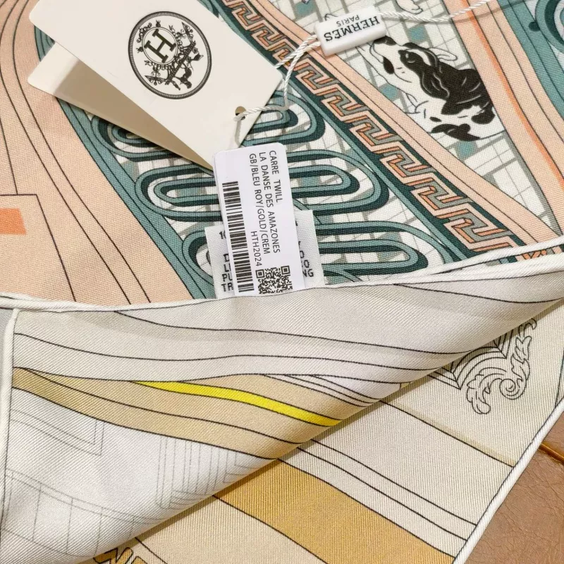 UrbanStyle 2048 Hermes Silk Squares - Image 4