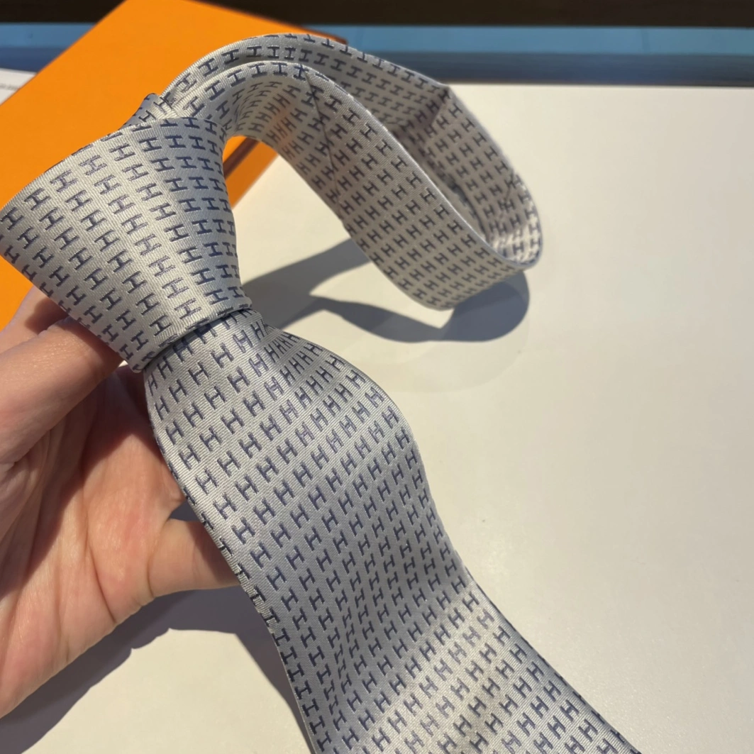 UrbanStyle 815 Hermes Necktie For Men - Image 3