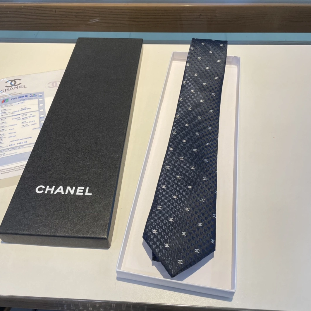 UrbanStyle 9835 Chanel Necktie For Men - Image 6
