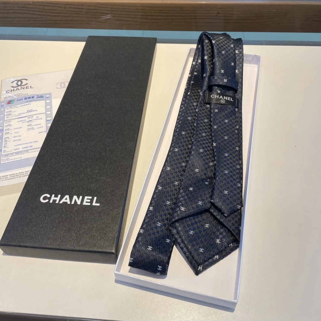 UrbanStyle 9835 Chanel Necktie For Men - Image 7