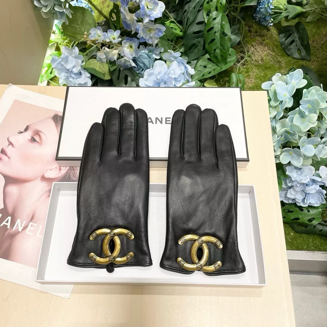 Versatile 2950 Chanel Gloves For Women