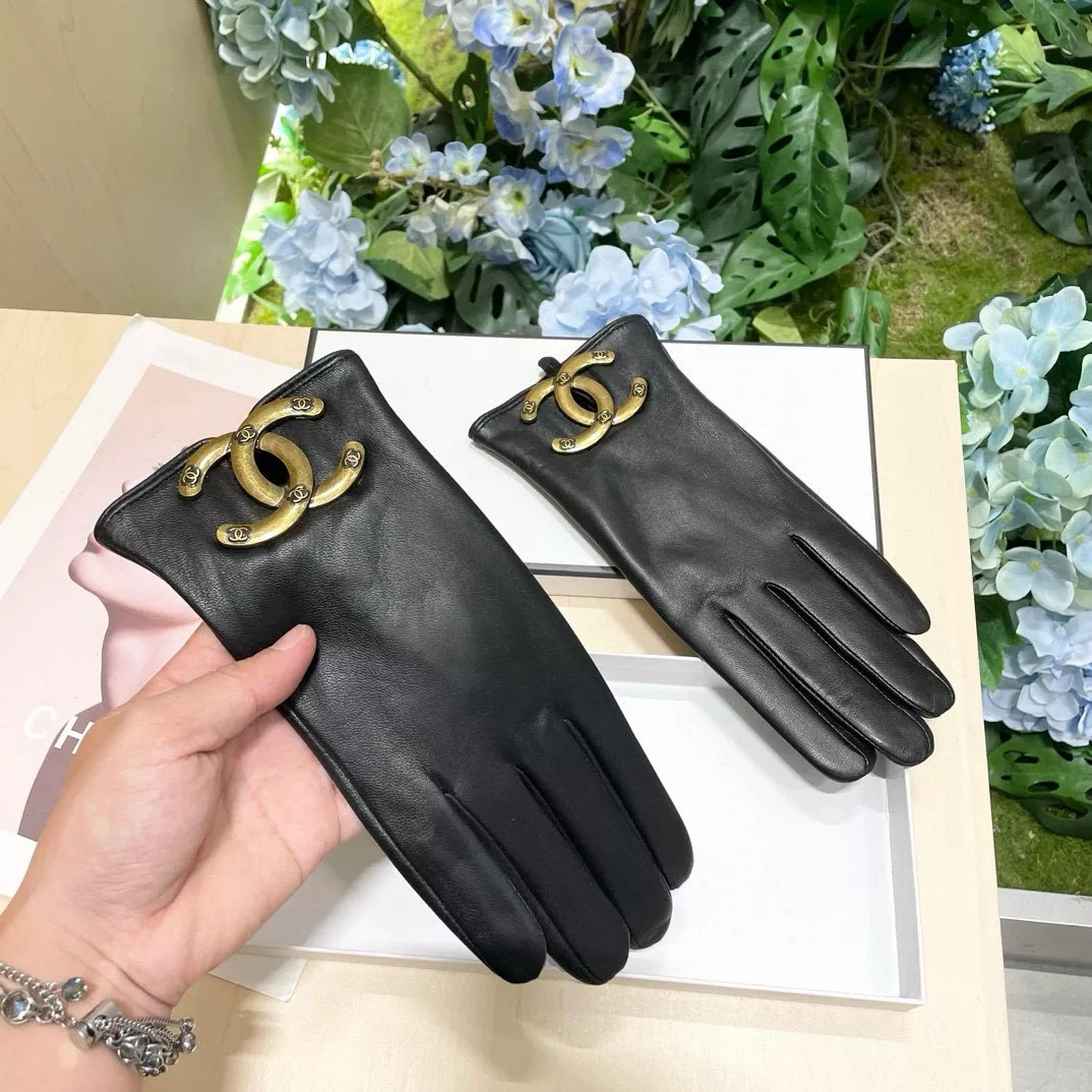 Versatile 2950 Chanel Gloves For Women - Image 5