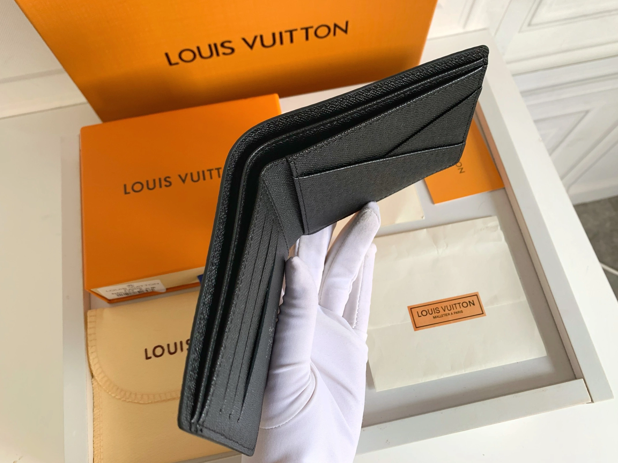 Versatile 367 Louis Vuitton LV Wallets - Image 5
