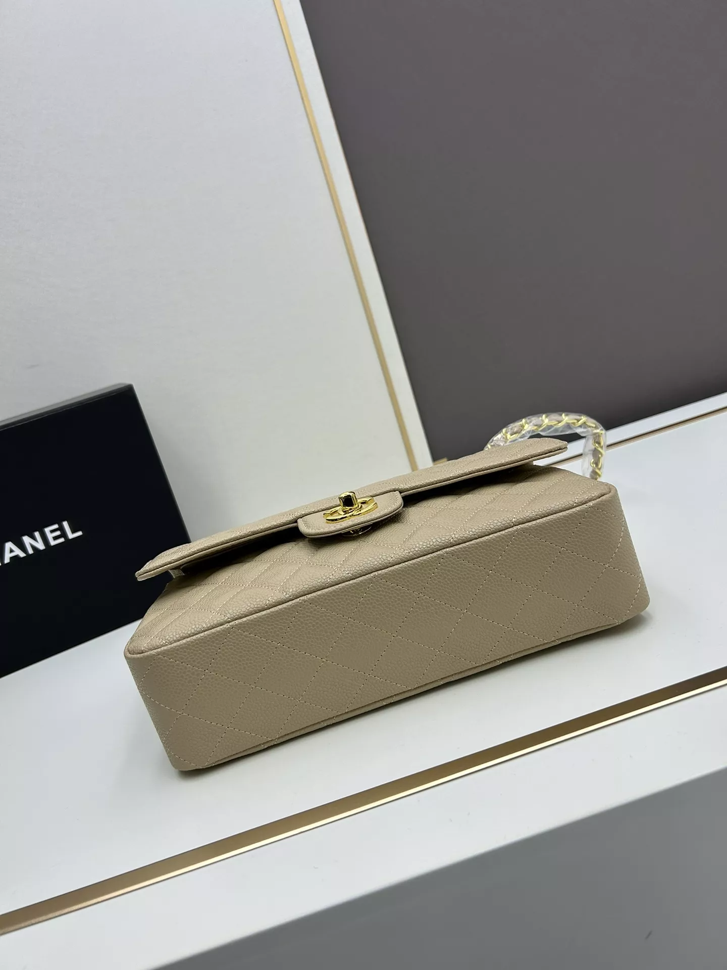 Versatile 4063 Chanel AAA Quality Shoulder Bags For Women - Image 4