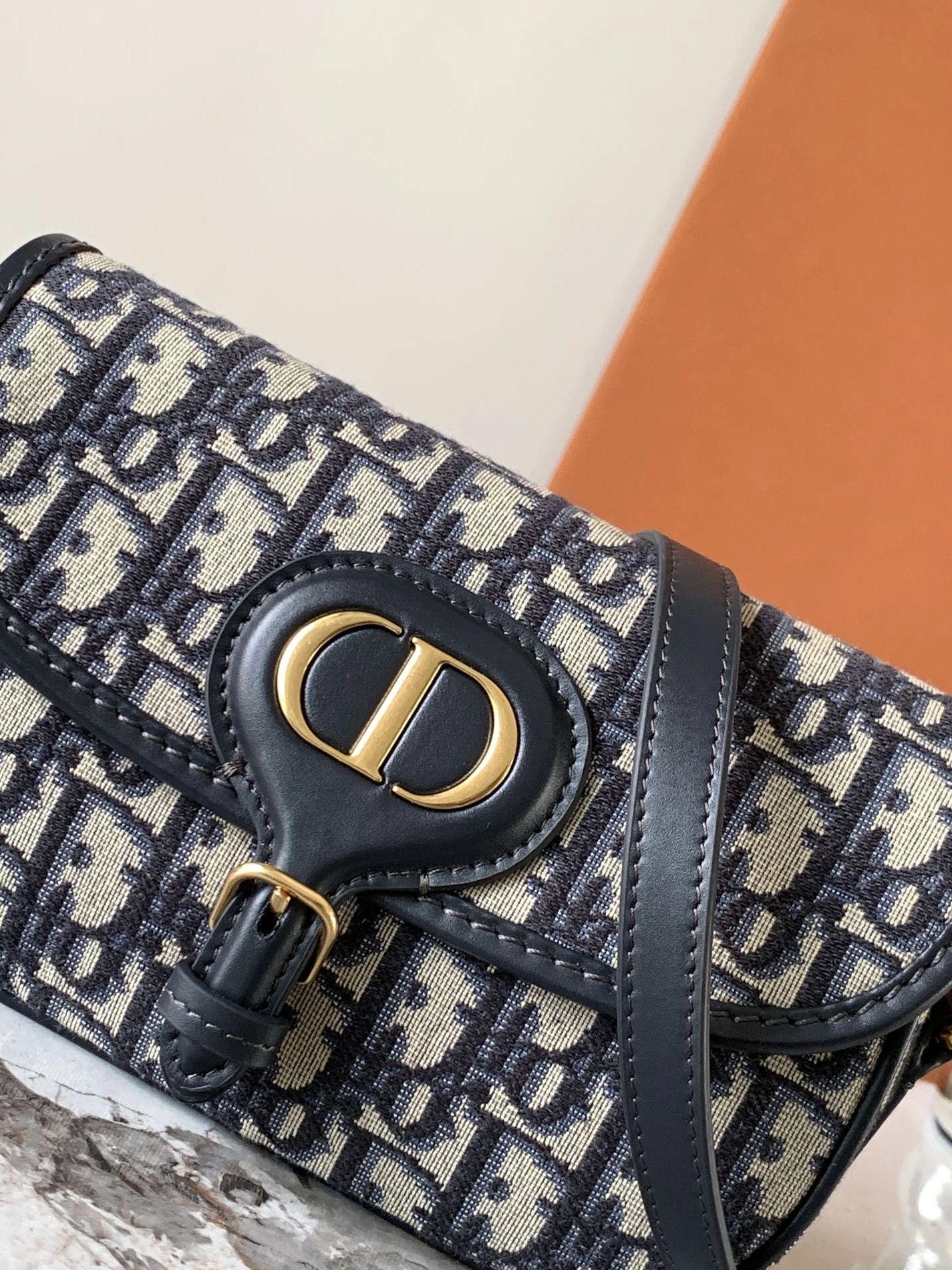 Versatile 9084 Christian Dior AAA Quality Messenger Bags For Women - Image 4