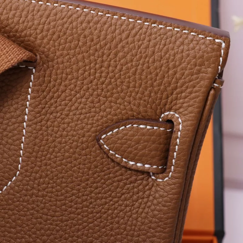 Vibrant 2135 Hermes AAA Quality Messenger Bags In Brown For Unisex - Image 3