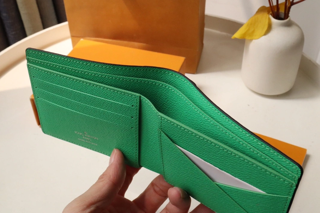 Vibrant 2398 Louis Vuitton LV Wallets - Image 7