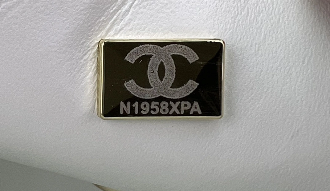 Vibrant 4255 Chanel AAA Quality Messenger Bags For Women - Image 8