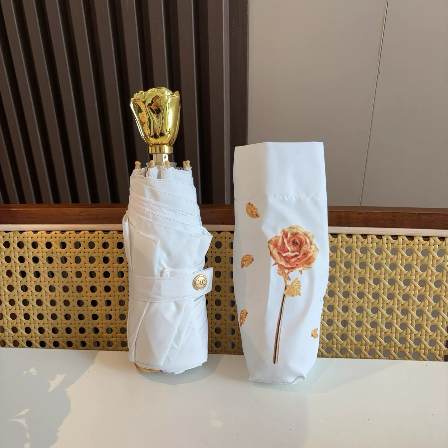 Vibrant 7617 Chanel Umbrellas - Image 5