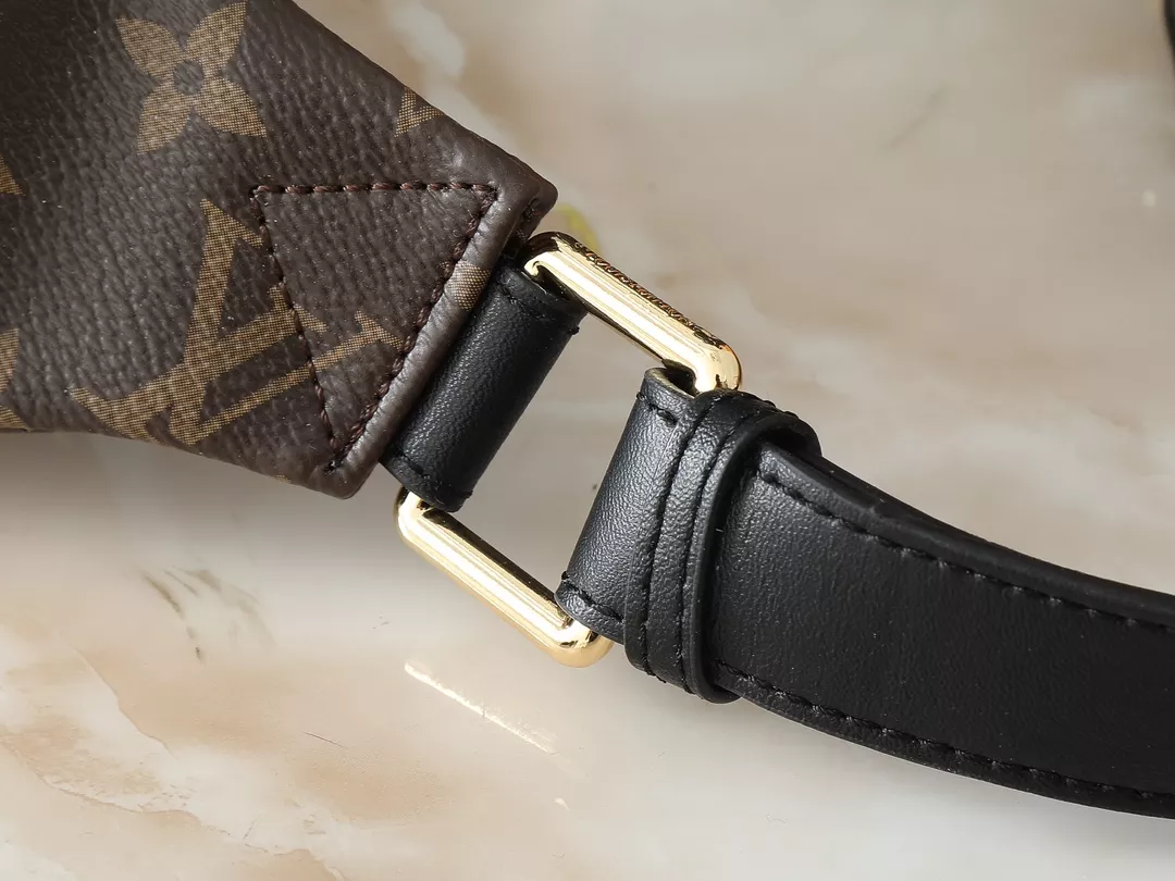 Vibrant 9240 Louis Vuitton LV AAA Quality Belt Bags For Unisex - Image 7