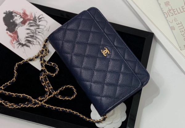 Fashionable CHANEL CHAIN WALLET CAVIAR WITH GOLD HARDWARE 722 - Image 4