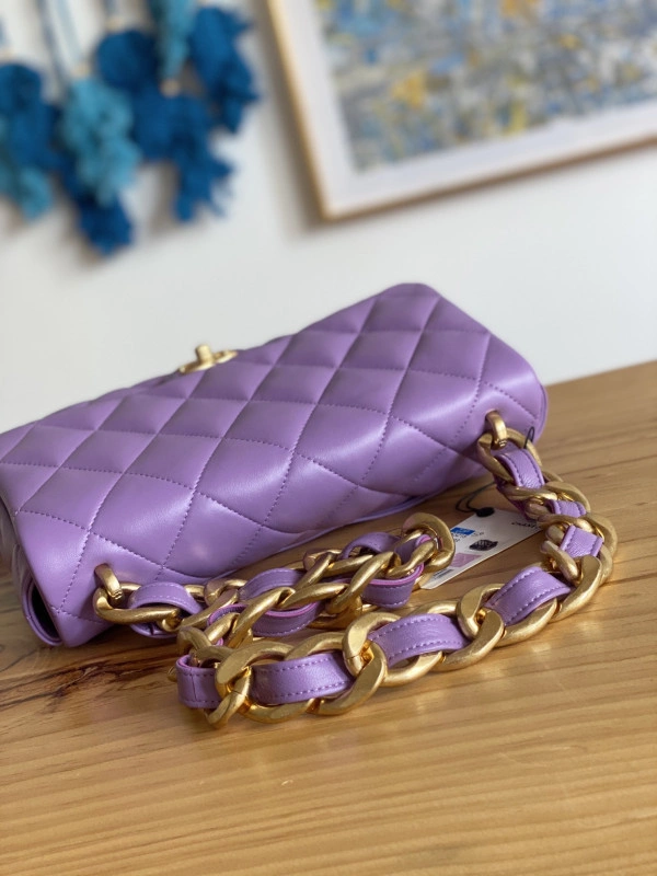 Comfortable CHANEL LARGE FLAP BAG 500 - Image 3