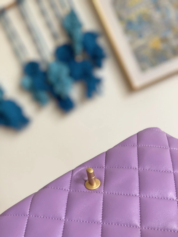 Comfortable CHANEL LARGE FLAP BAG 500 - Image 6