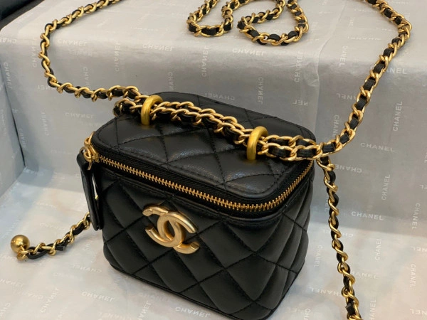 CHANEL SMALL VANITY WITH CHAIN UrbanStyle 1265 - Image 5