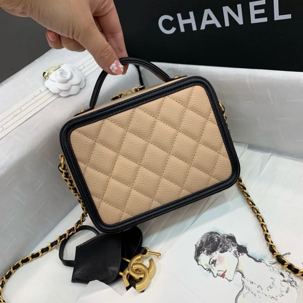 CHANEL VANITY CASE BestValue 1290 - Image 4