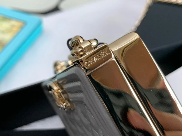 NewStyle CHANEL BOY MINAUDIERE 198 - Image 6